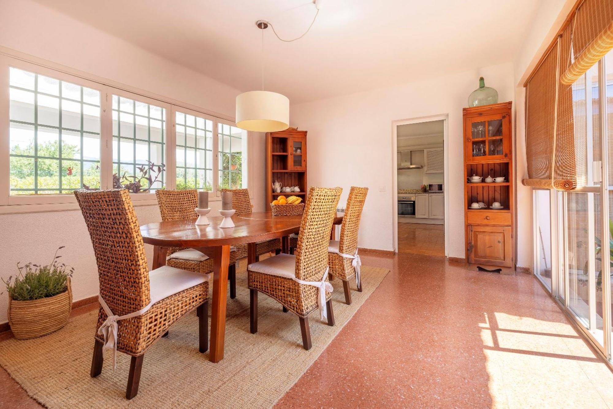 Ideal House For Two Families With Pool And Barbecue Plamanyola المظهر الخارجي الصورة
