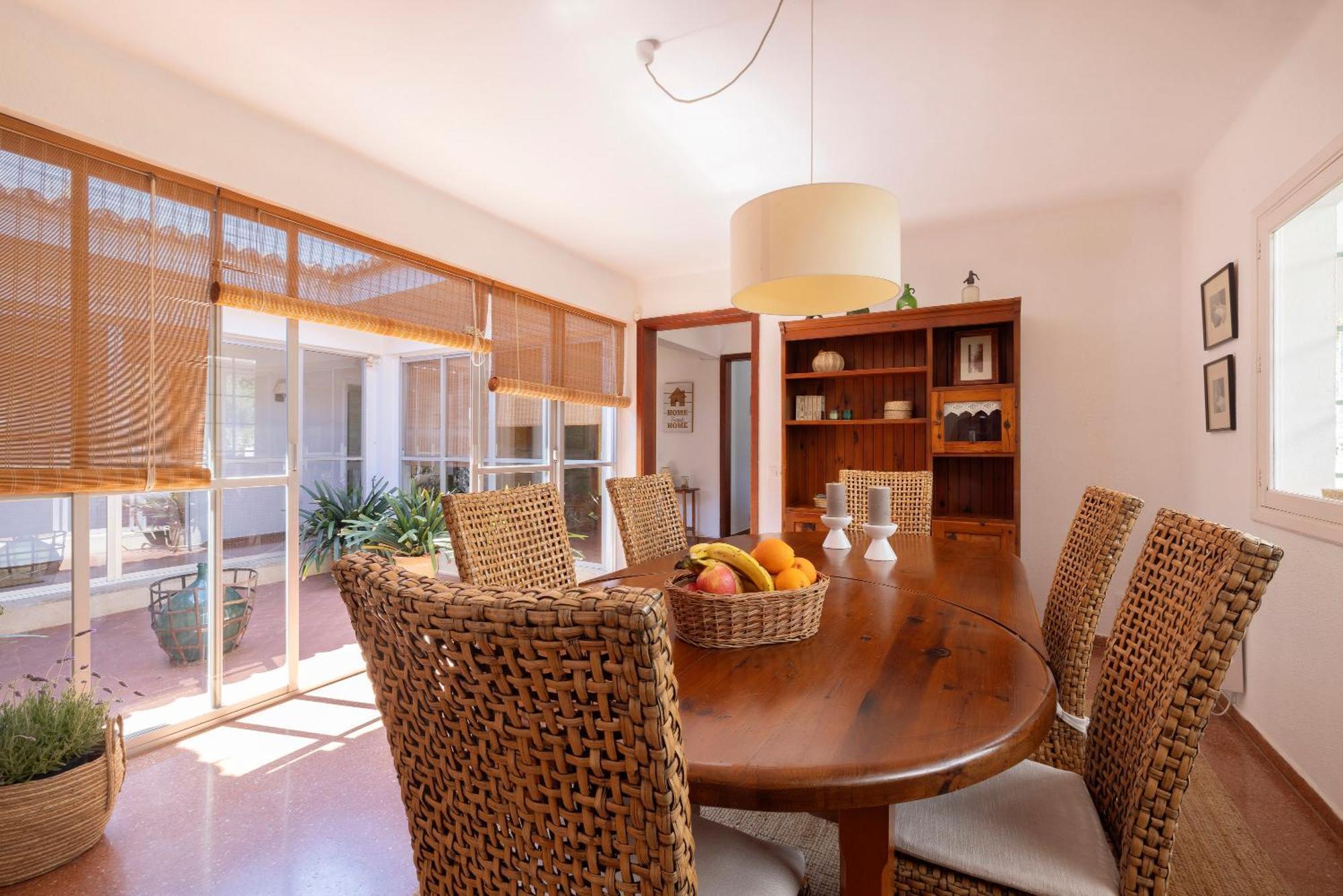Ideal House For Two Families With Pool And Barbecue Plamanyola المظهر الخارجي الصورة